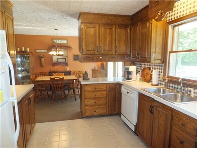 395 W Co Road 300 S, Greensburg, IN 47240 - photo 5