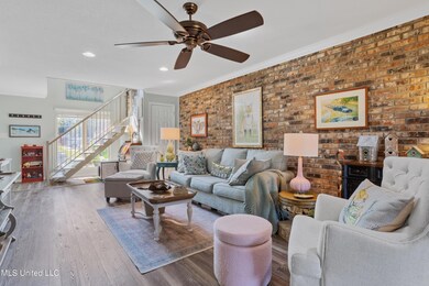 GULF OAKS-U40-LV RM4