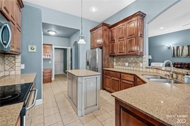 203 SW Tunbridge Dr, Bentonville, AR 72712 - photo 6