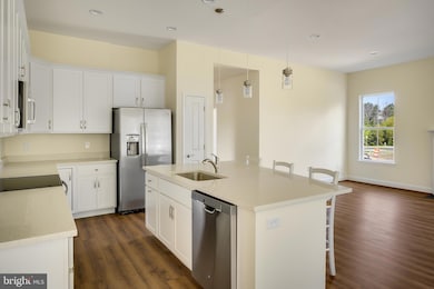 109 Amberfield Ct, Winchester, VA 22602 - photo 5