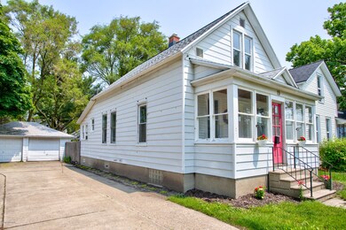 19 E 19th Holland-16