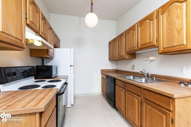 Kitchen 20190501-DW-49031-SMALL