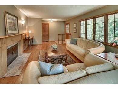 19680 19680 Cottagewood Rd, Deephaven, MN 55331 - photo 4