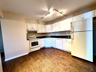 Charles River Towers unit 624, Watertown, MA 02472 - photo 2