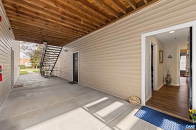 320 Riverbend Dr unit 2B, Charlottesville, VA 22911 - photo 2