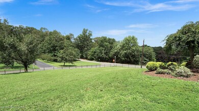 04-12_Trotter_Way-4