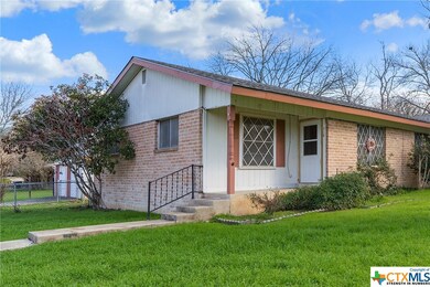 318 Craddock Ave, San Marcos, TX 78666 - photo 5