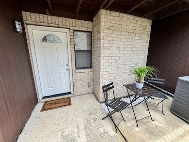 50 Evanston St unit 5, Houston, TX 77015 - photo 2