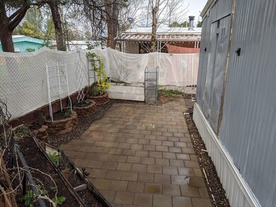 Secluded Back Patio w/Established Garden