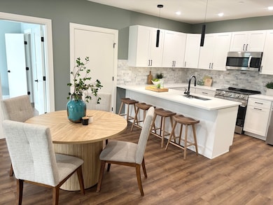 1391 Main St unit 308, Walpole, MA 02081 - photo 6