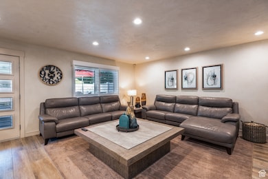 5680 S 1560 E, Salt Lake City, UT 84121 - photo 7