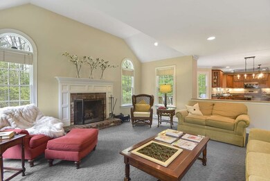 10 Fieldstone Ln, Milton, MA 02186 - photo 7