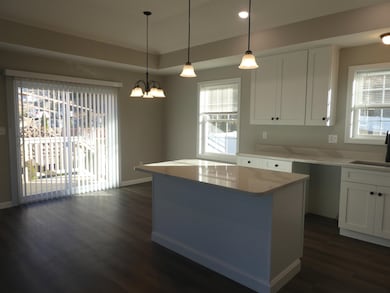 106 W Hillcrest Ave, Manchester, NH 03103 - photo 7