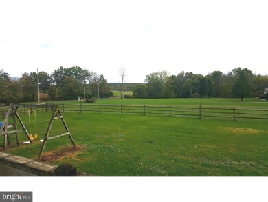 86 Wilkshire Rd, Doylestown, PA 18901 - photo 3