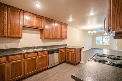 406 Atlantic St, Cleburne, TX 76031 - photo 3