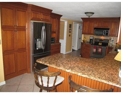 1173 E Mountain Rd, Westfield, MA 01085 - photo 5