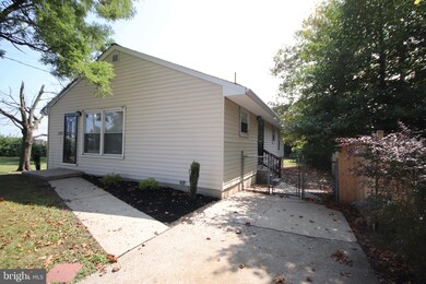 325 Mantua Ave, Paulsboro, NJ 08066 - photo 3