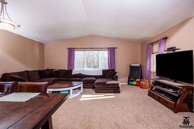 06. Living Room.jpg