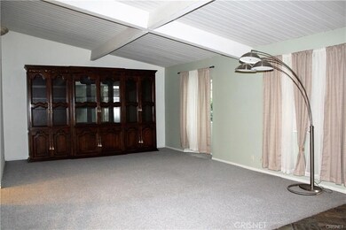 22025 Martinez St, Woodland Hills, CA 91364 - photo 5