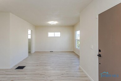 822 Wright Ave, Toledo, OH 43609 - photo 6