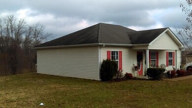 310 Cottonwood Dr, Shelbyville, TN 37160 - photo 4