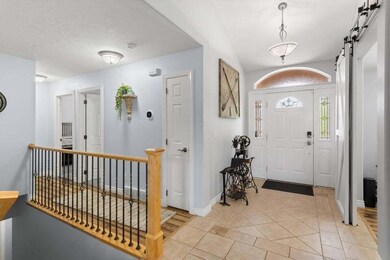 003. Entry Way Main Level