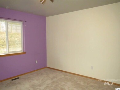 327 Julie Dr, Moscow, ID 83843 - photo 6
