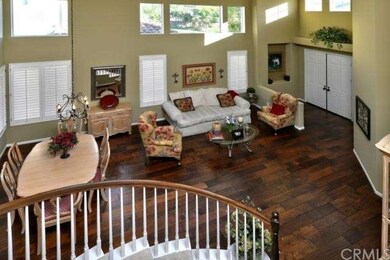 EXECUTIVE UPGRADES/VALUE ADDED FEATURES: Resplende