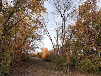 1970 E Army Post Rd, Des Moines, IA 50320 - photo 6