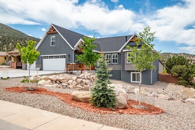 1086 E Smokey Trail-12