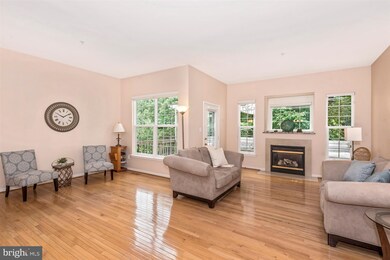 13000 Woodcutter Cir, Germantown, MD 20876 - photo 4