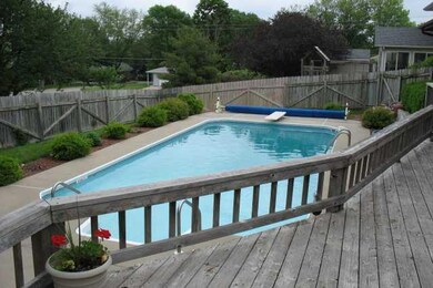 Swimming Pool/Hot Tub/Sauna.