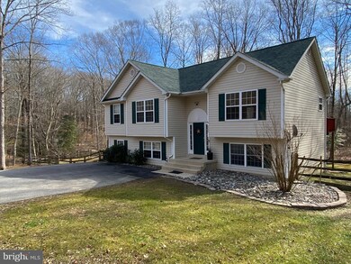 26311 Meadow Wood Dr, Mechanicsville, MD 20659 - photo 2