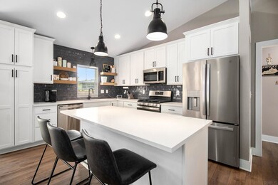 26947 Marshall Dr N, South Bend, IN 46628 - photo 3