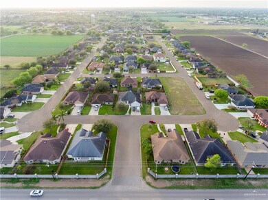 575 Greystone Cir, Alamo, TX 78516 - photo 3