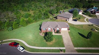 467 Persimmon Dr, Mount Washington, KY 40047 - photo 2