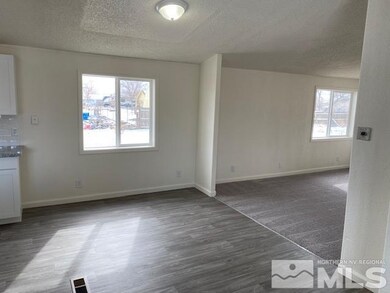673 Warren Way, Fernley, NV 89408 - photo 4