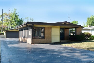 2201 Fulle St, Rolling Meadows, IL 60008 - photo 2