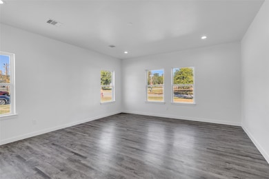 401 E Martin Luther King Blvd unit B, Willis, TX 77378 - photo 6