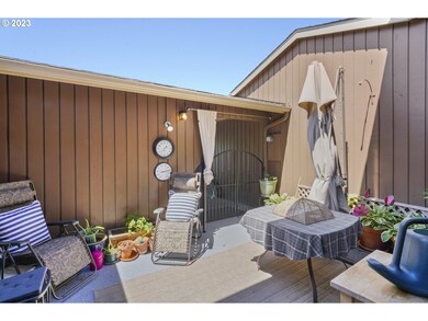 2289 Ridgeway Dr, Eugene, OR 97401 - photo 6