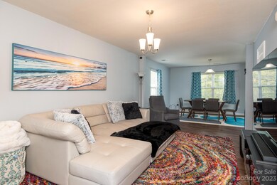 120 Harvest Pointe Dr, Statesville, NC 28677 - photo 3