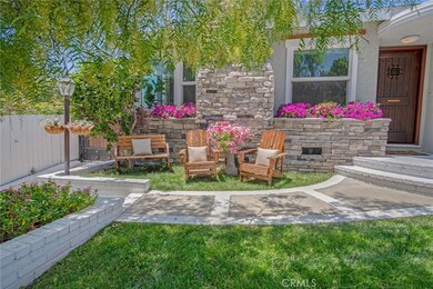 647 S Sparks St, Burbank, CA 91506 - photo 4