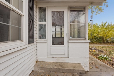 947 Roger St NW, Grand Rapids, MI 49544 - photo 5