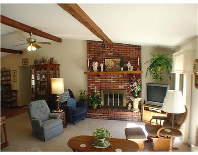 24 Overton Dr, Bella Vista, AR 72714 - photo 4