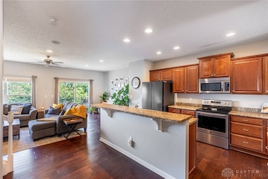 9515 Tahoe Dr, Dayton, OH 45458 - photo 2