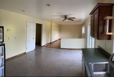 7 Weigand Ln, Delmar, NY 12054 - photo 3