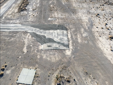 941 E Simkins Rd, Pahrump, NV 89060 - photo 3