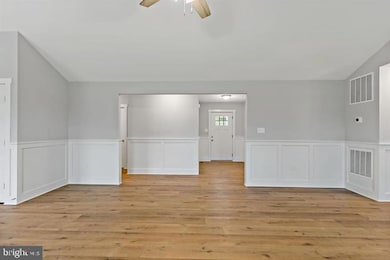 1267 Fulton Rd, Hedgesville, WV 25427 - photo 3