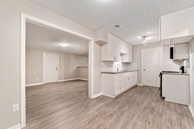 7430 Langley Rd, Houston, TX 77016 - photo 6