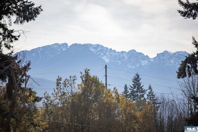 2920 E Myrtle St, Port Angeles, WA 98362 - photo 2